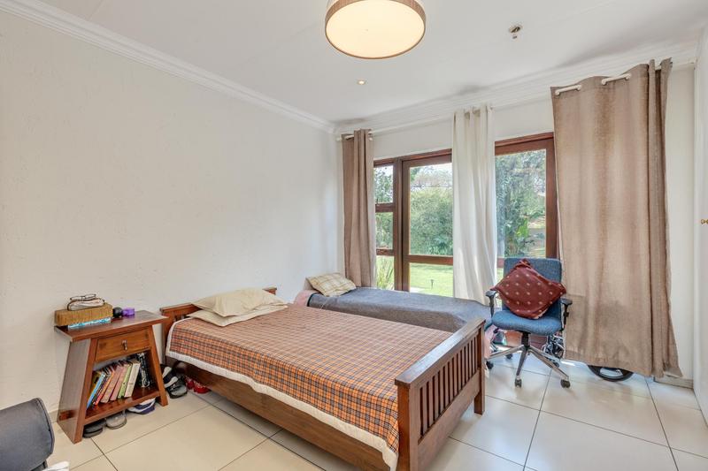 To Let 4 Bedroom Property for Rent in Fourways Gardens Gauteng