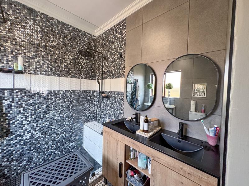 3 Bedroom Property for Sale in Midstream Estate Gauteng