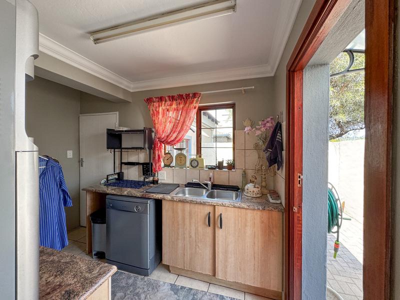 3 Bedroom Property for Sale in Midstream Estate Gauteng