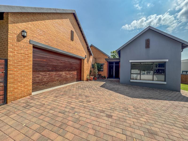 3 Bedroom Property for Sale in Midstream Estate Gauteng