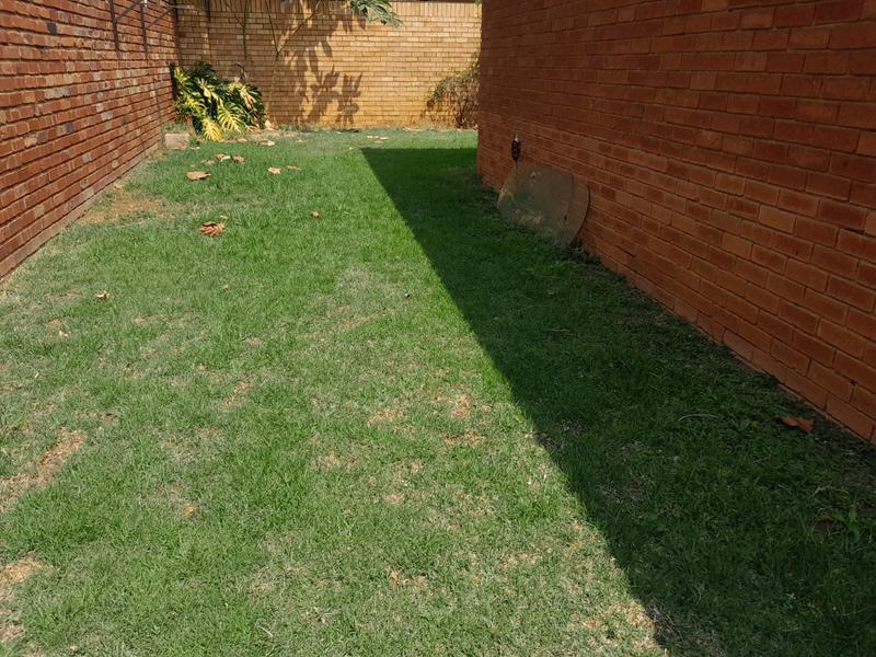 To Let 2 Bedroom Property for Rent in Montana Park Gauteng