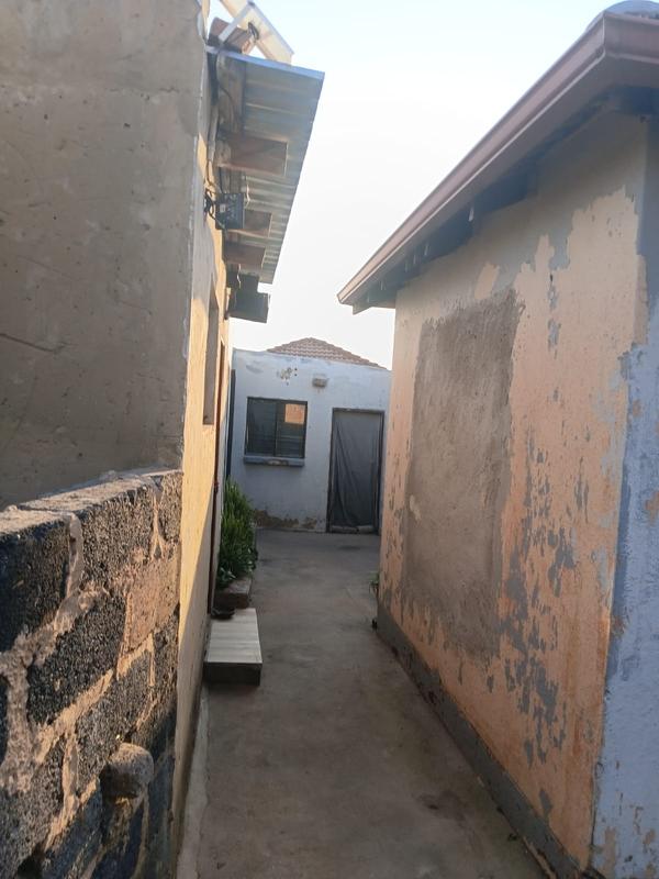 5 Bedroom Property for Sale in Goudrand Gauteng