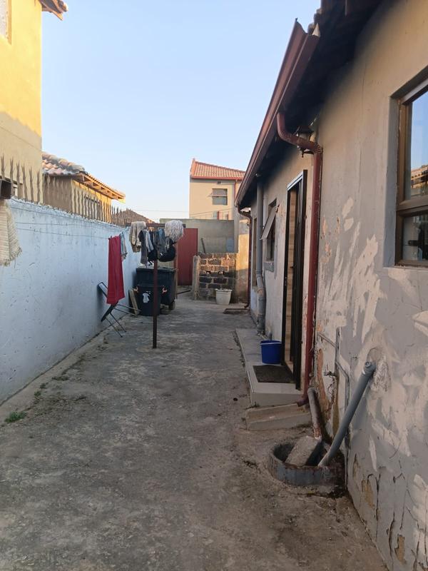 5 Bedroom Property for Sale in Goudrand Gauteng