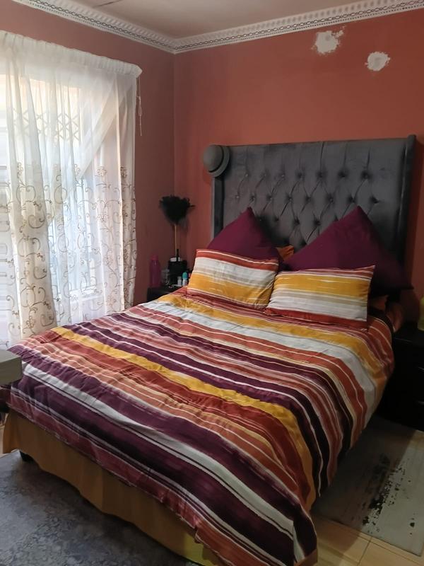 5 Bedroom Property for Sale in Goudrand Gauteng