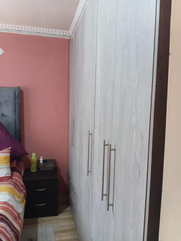 5 Bedroom Property for Sale in Goudrand Gauteng