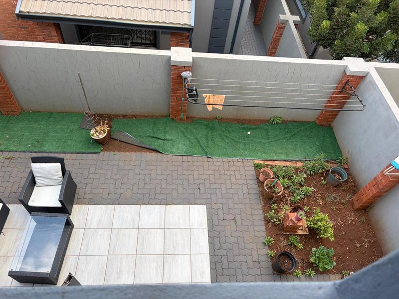 3 Bedroom Property for Sale in Raslouw A H Gauteng