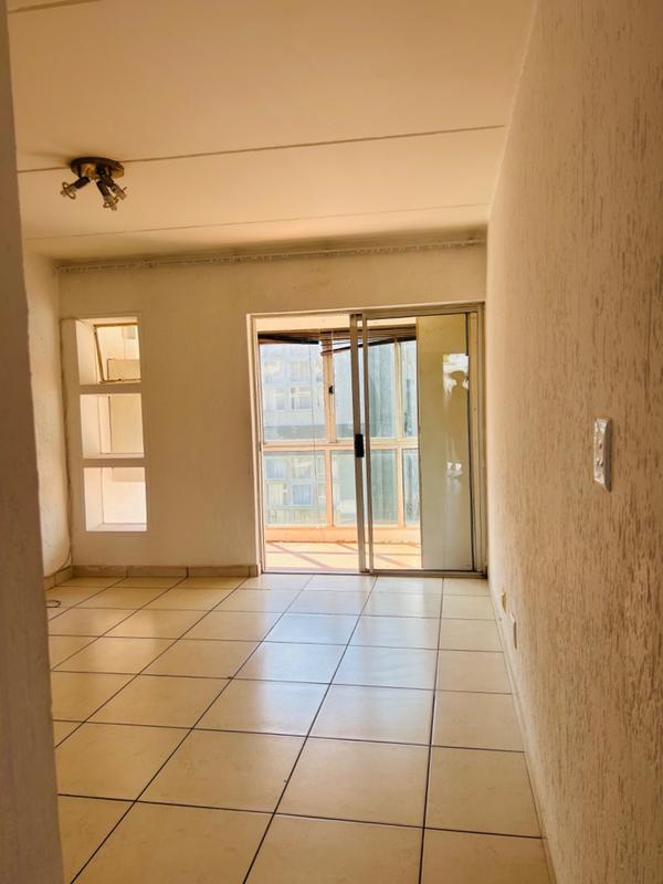 To Let 2 Bedroom Property for Rent in Mulbarton Gauteng