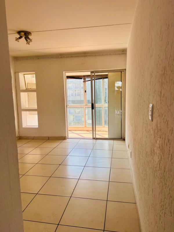 To Let 2 Bedroom Property for Rent in Mulbarton Gauteng