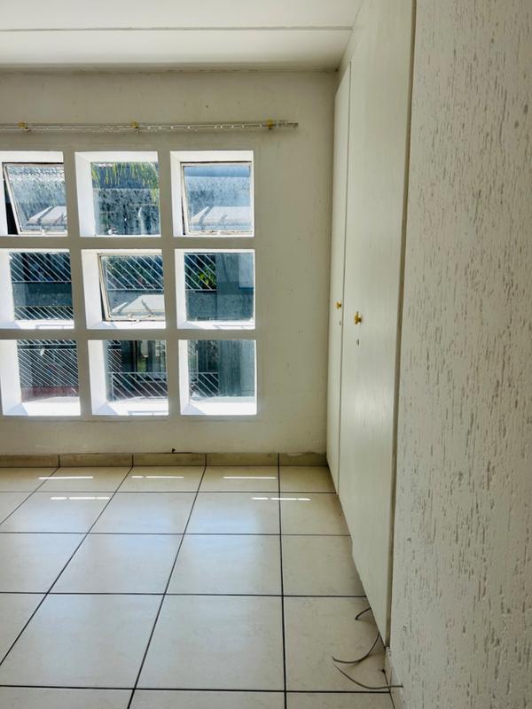 To Let 2 Bedroom Property for Rent in Mulbarton Gauteng