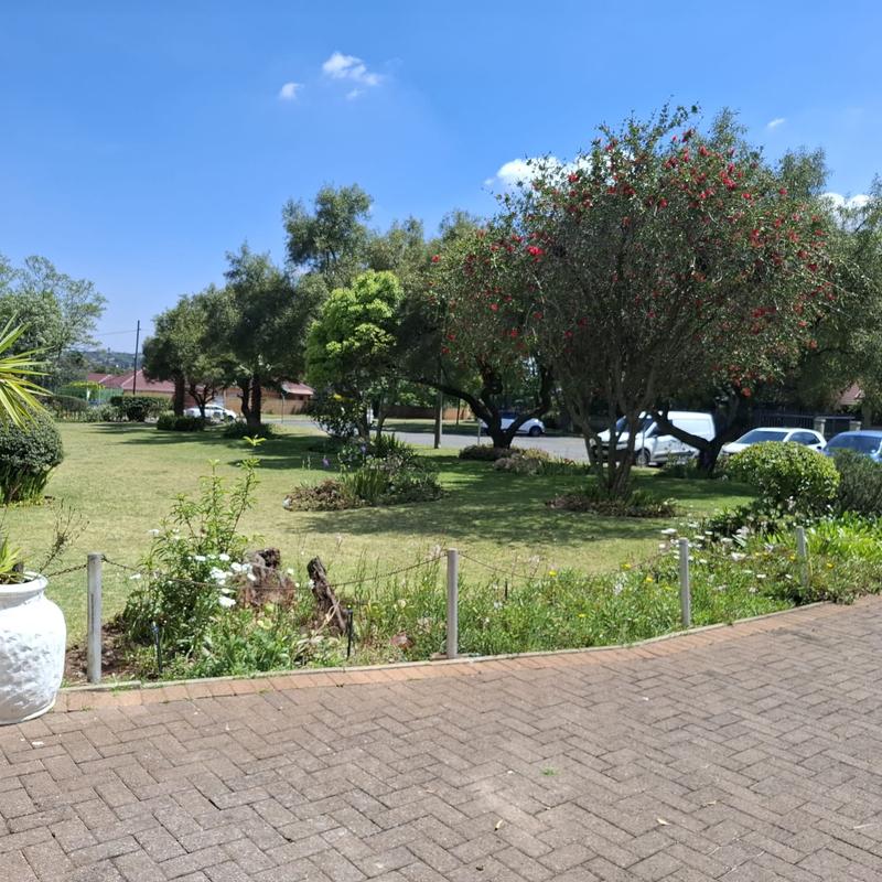 2 Bedroom Property for Sale in Florida Gauteng