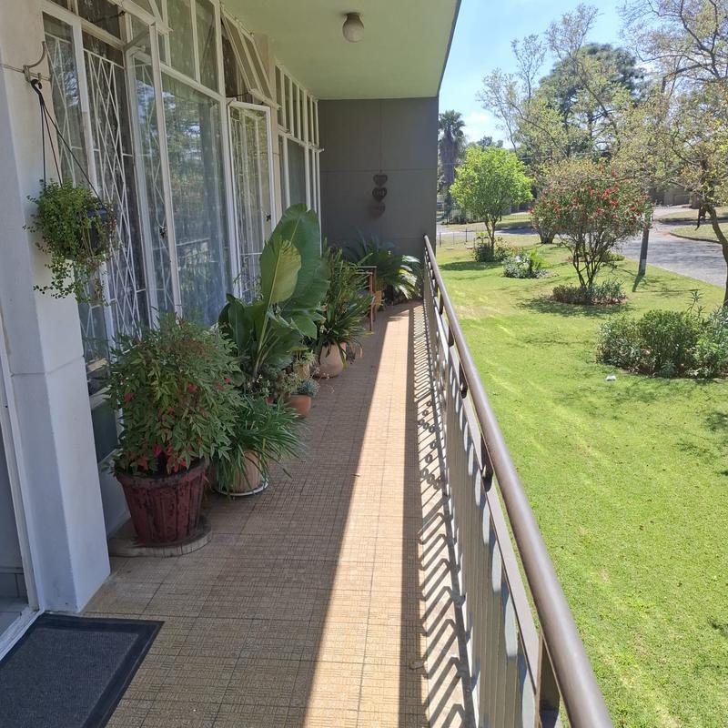 2 Bedroom Property for Sale in Florida Gauteng