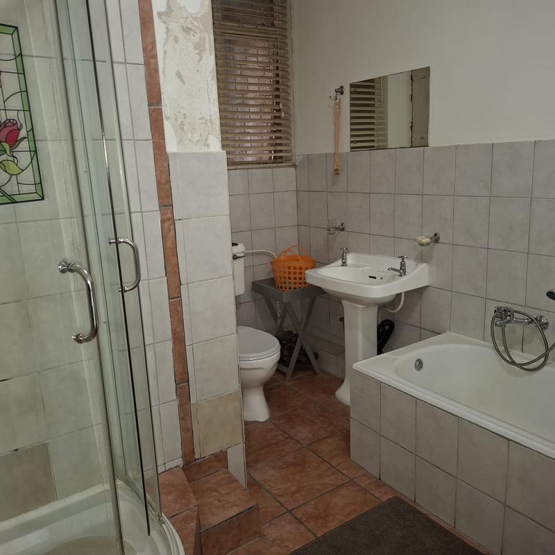 2 Bedroom Property for Sale in Florida Gauteng