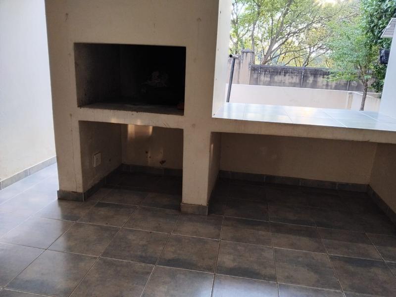 To Let 3 Bedroom Property for Rent in Fourways Gauteng