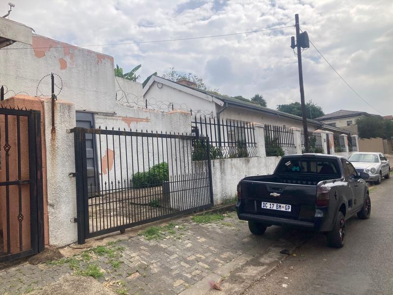 3 Bedroom Property for Sale in Bezuidenhout Valley Gauteng