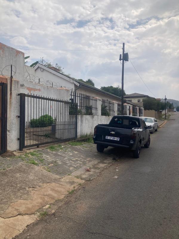 3 Bedroom Property for Sale in Bezuidenhout Valley Gauteng