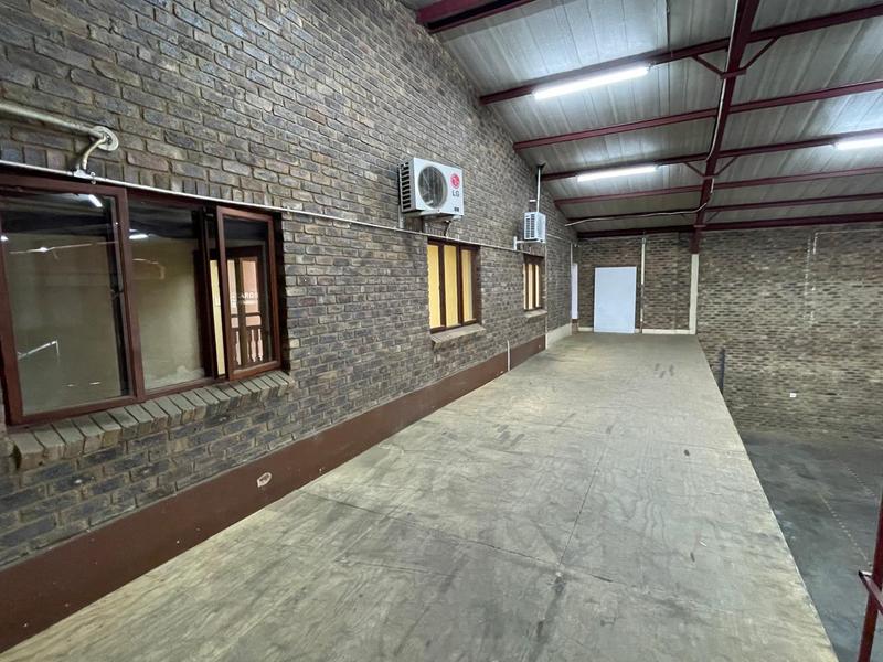 To Let Commercial Property for Rent in Rooihuiskraal Gauteng