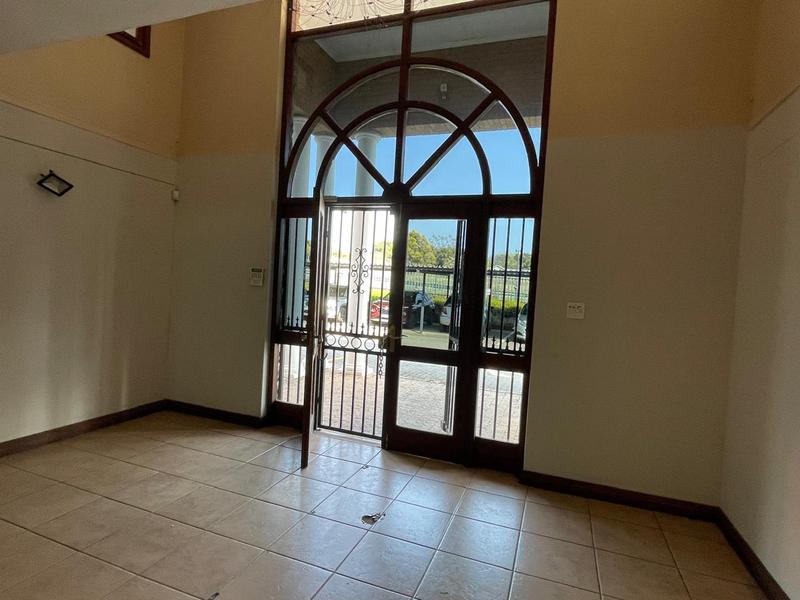 To Let Commercial Property for Rent in Rooihuiskraal Gauteng