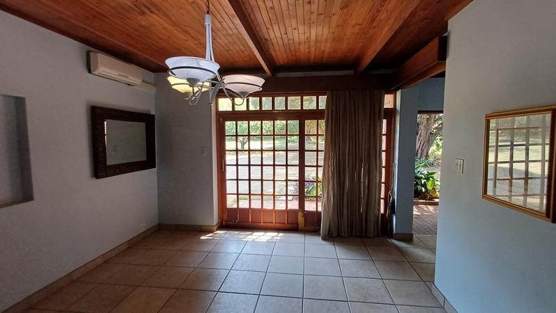 Commercial Property for Sale in Die Hoewes Gauteng