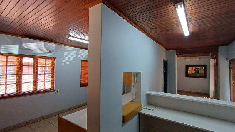 Commercial Property for Sale in Die Hoewes Gauteng