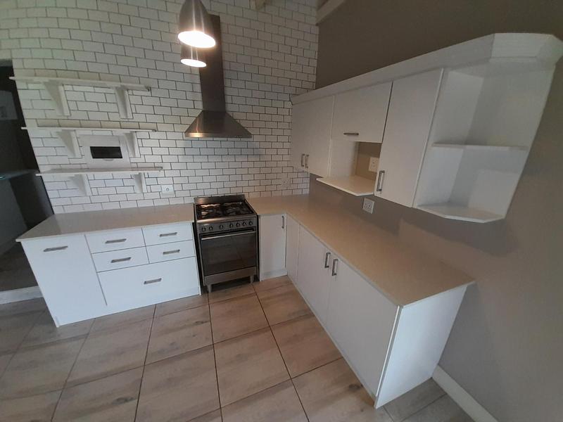2 Bedroom Property for Sale in Zwavelpoort Gauteng