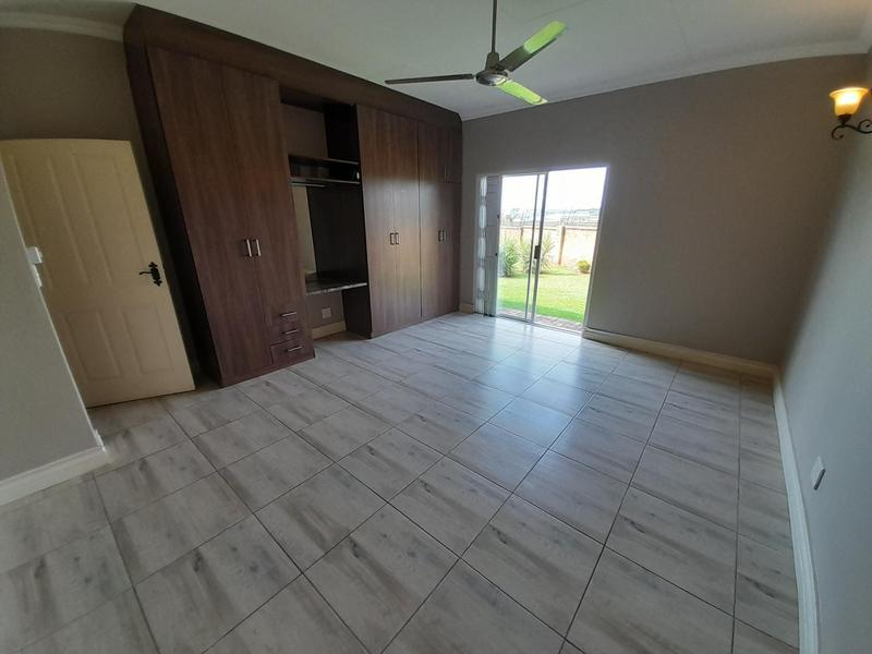 2 Bedroom Property for Sale in Zwavelpoort Gauteng