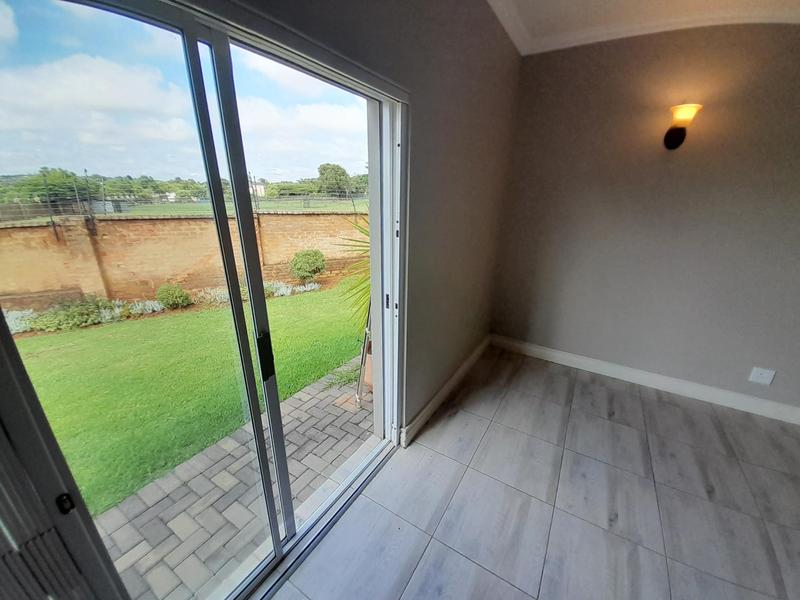 2 Bedroom Property for Sale in Zwavelpoort Gauteng
