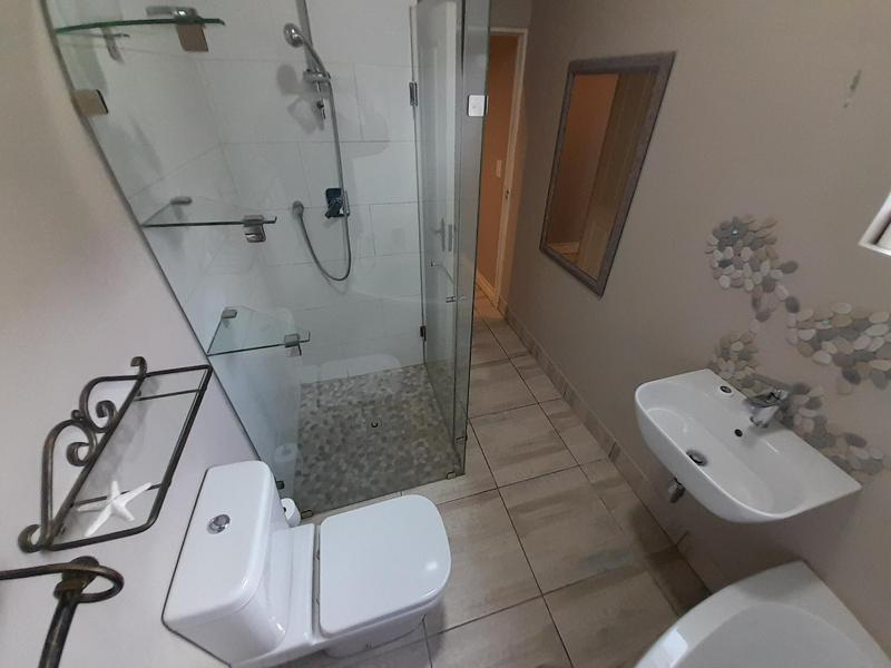 2 Bedroom Property for Sale in Zwavelpoort Gauteng