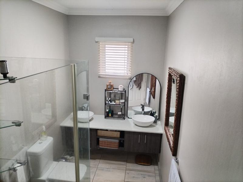 To Let 2 Bedroom Property for Rent in Olympus AH Gauteng