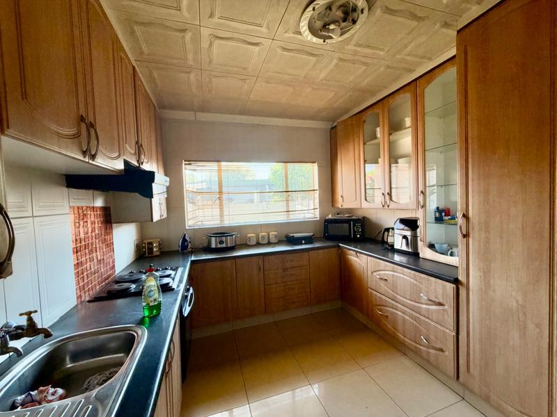 3 Bedroom Property for Sale in Vanderbijlpark CE 4 Gauteng