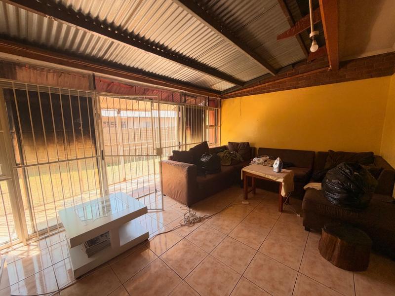 3 Bedroom Property for Sale in Vanderbijlpark CE 4 Gauteng