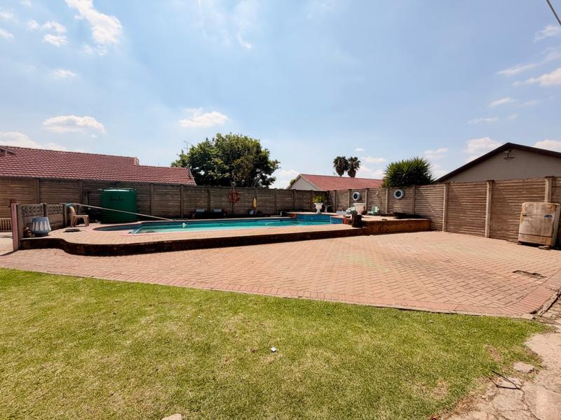 3 Bedroom Property for Sale in Vanderbijlpark SE 7 Gauteng