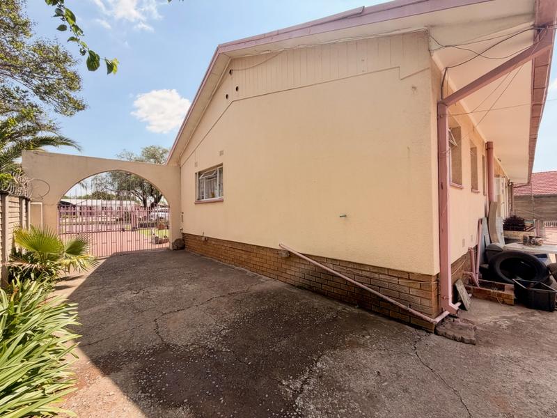 3 Bedroom Property for Sale in Vanderbijlpark SE 7 Gauteng