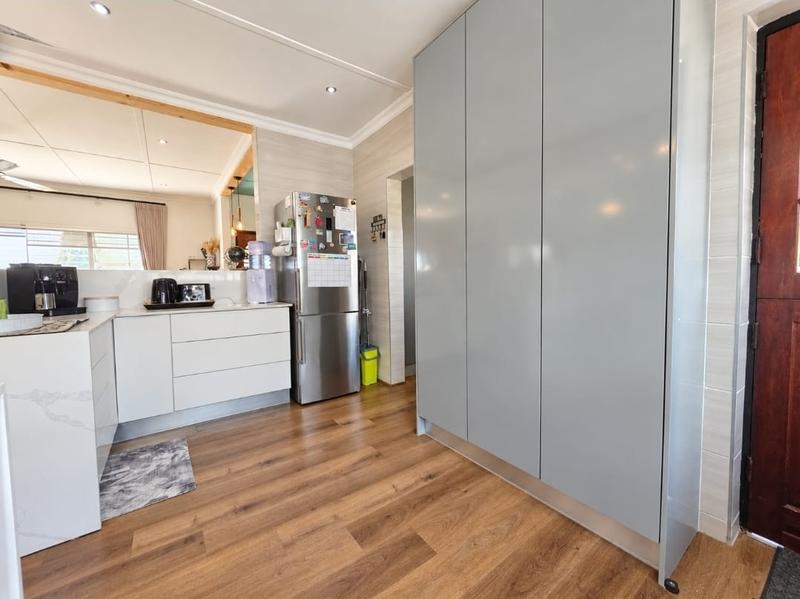 2 Bedroom Property for Sale in Raceview Gauteng