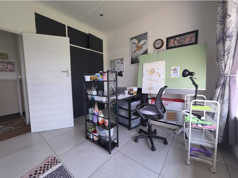 2 Bedroom Property for Sale in Raceview Gauteng