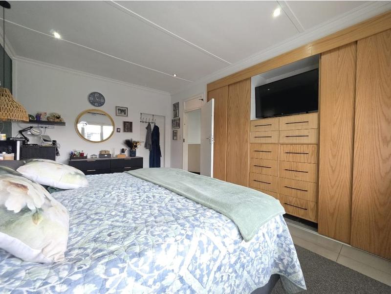 2 Bedroom Property for Sale in Raceview Gauteng