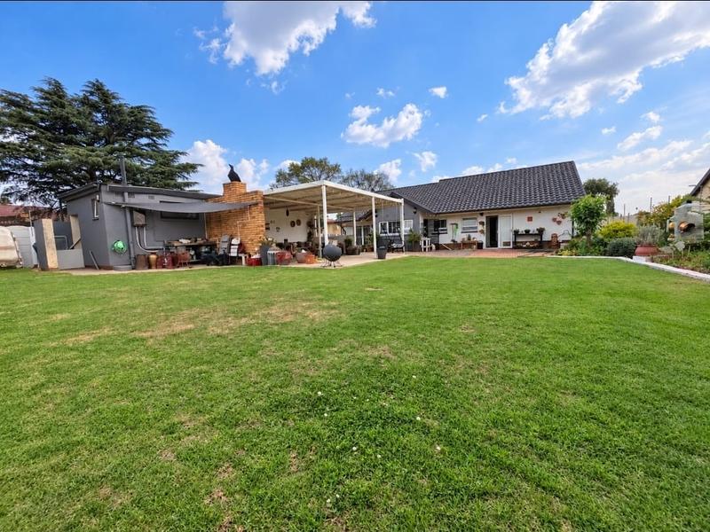 2 Bedroom Property for Sale in Raceview Gauteng
