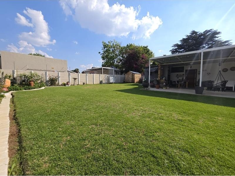 2 Bedroom Property for Sale in Raceview Gauteng