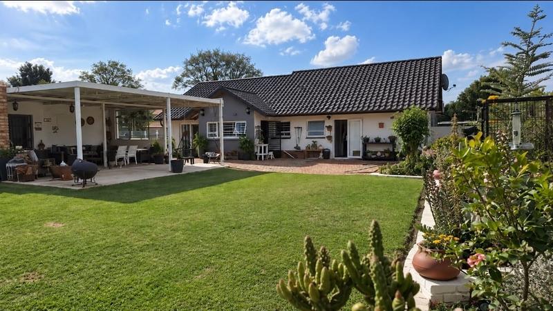 2 Bedroom Property for Sale in Raceview Gauteng