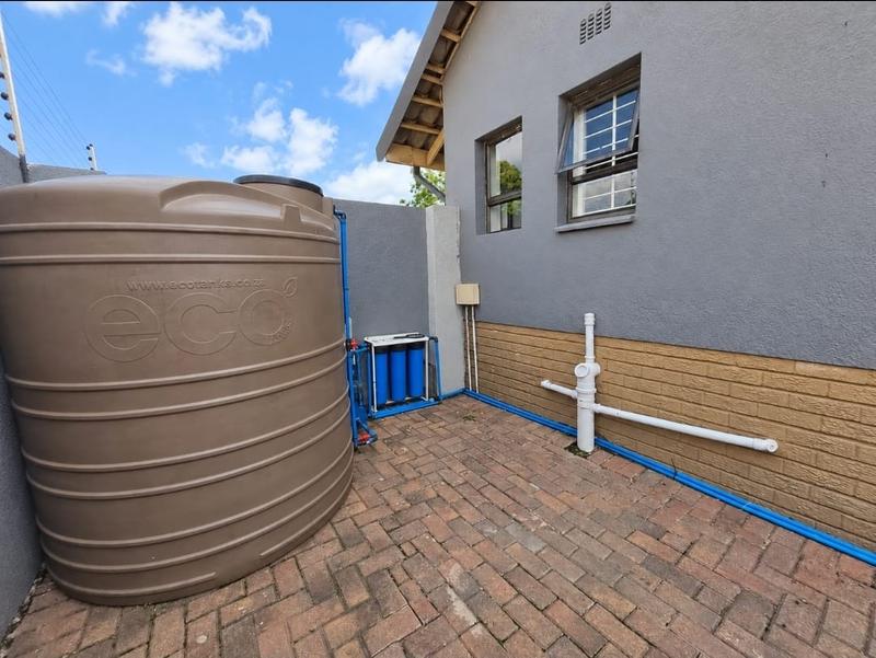 2 Bedroom Property for Sale in Raceview Gauteng