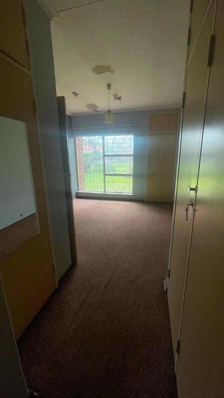 2 Bedroom Property for Sale in Flora Gardens Gauteng