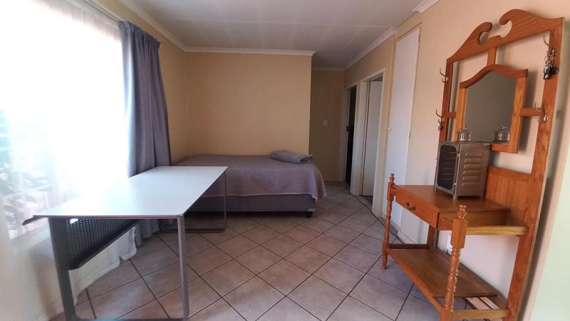 To Let 2 Bedroom Property for Rent in Rooihuiskraal North Gauteng