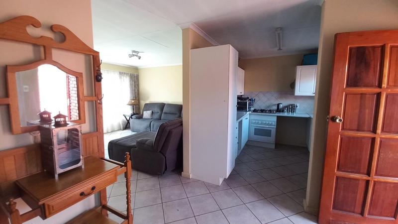 To Let 2 Bedroom Property for Rent in Rooihuiskraal North Gauteng