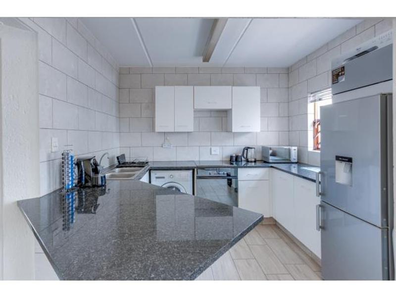 To Let 1 Bedroom Property for Rent in Morningside Gauteng