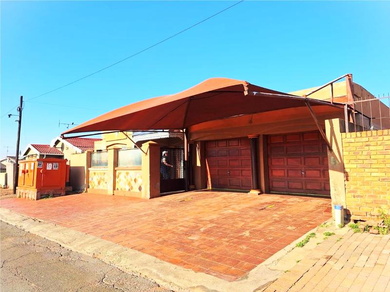 3 Bedroom Property for Sale in Daveyton Gauteng