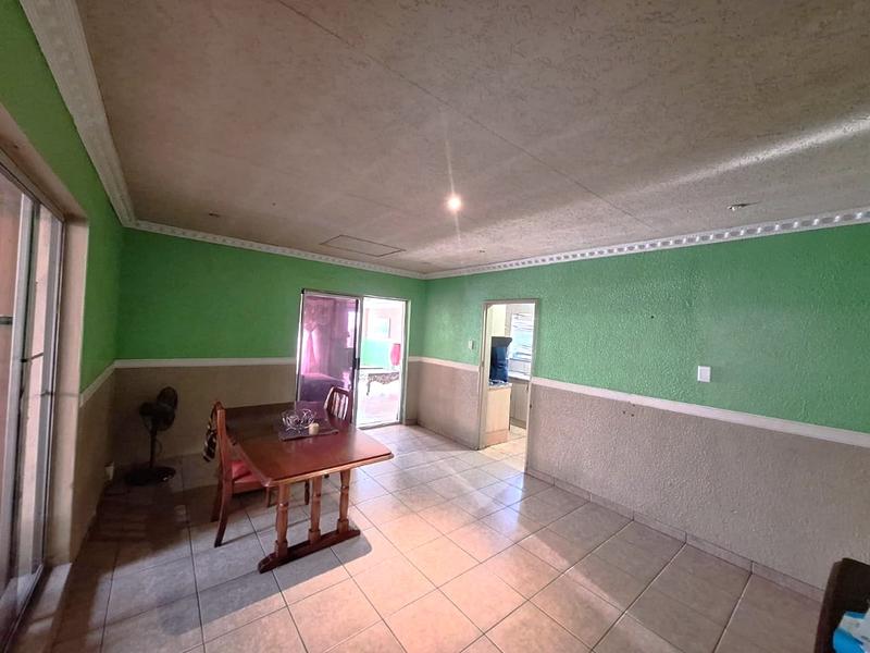 3 Bedroom Property for Sale in Daveyton Gauteng