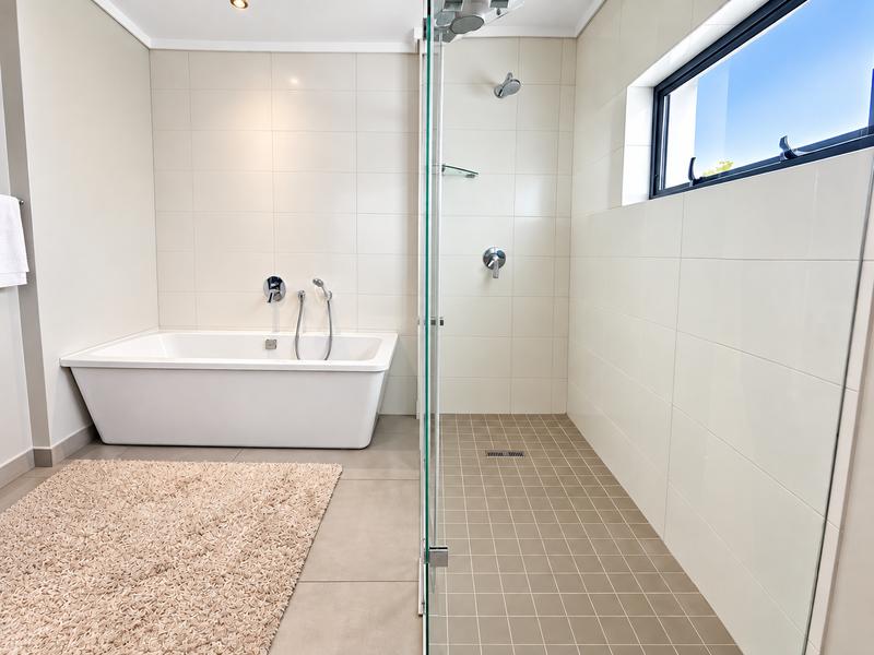 To Let 2 Bedroom Property for Rent in Ascend to Midstream Gauteng