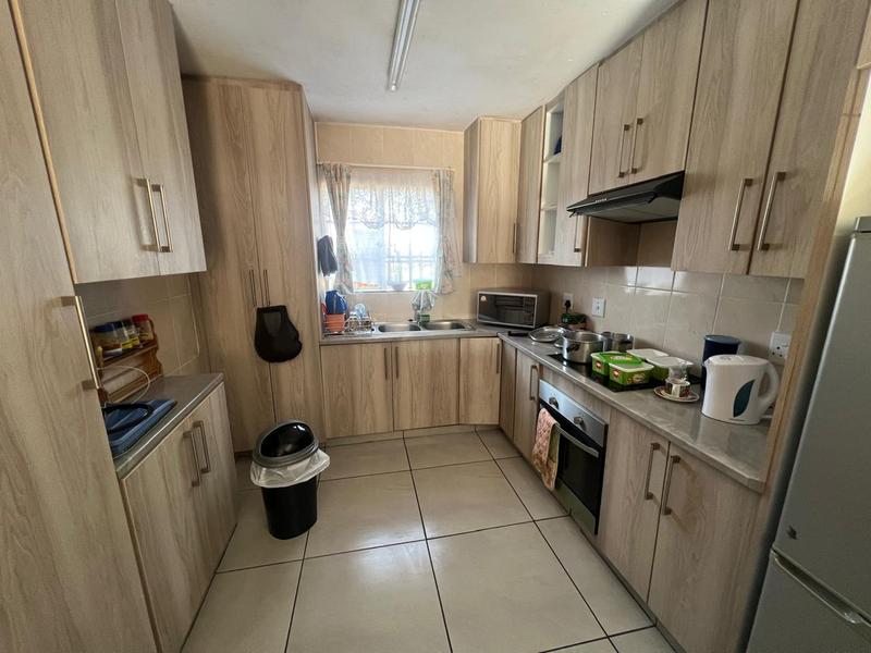 2 Bedroom Property for Sale in Helikonpark Gauteng