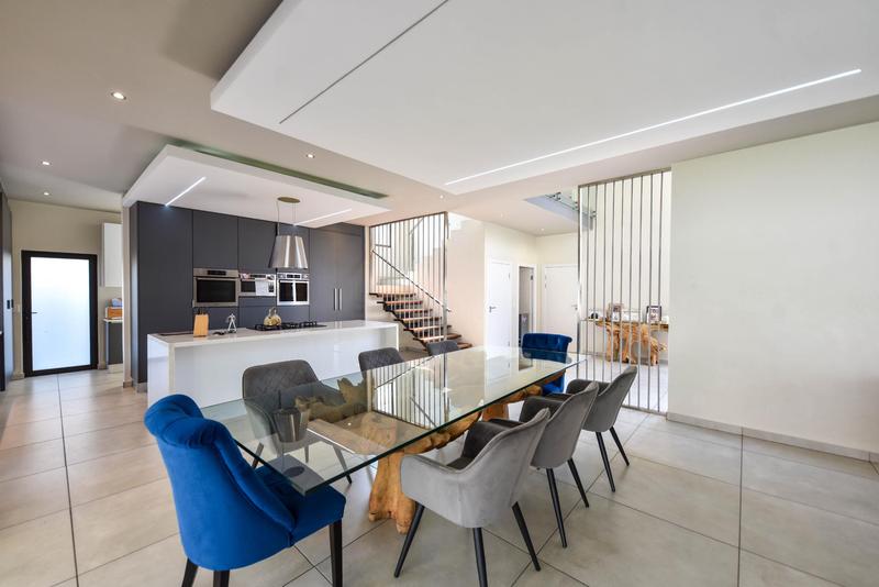 4 Bedroom Property for Sale in Broadacres Gauteng