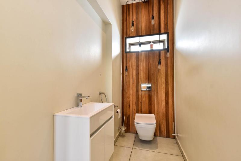 4 Bedroom Property for Sale in Broadacres Gauteng