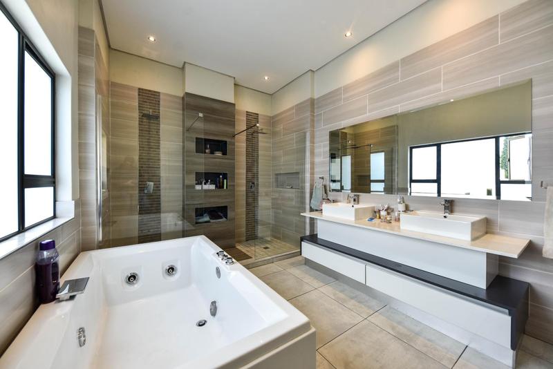 4 Bedroom Property for Sale in Broadacres Gauteng